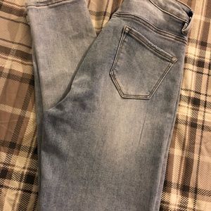 Brand new stretchy jeans